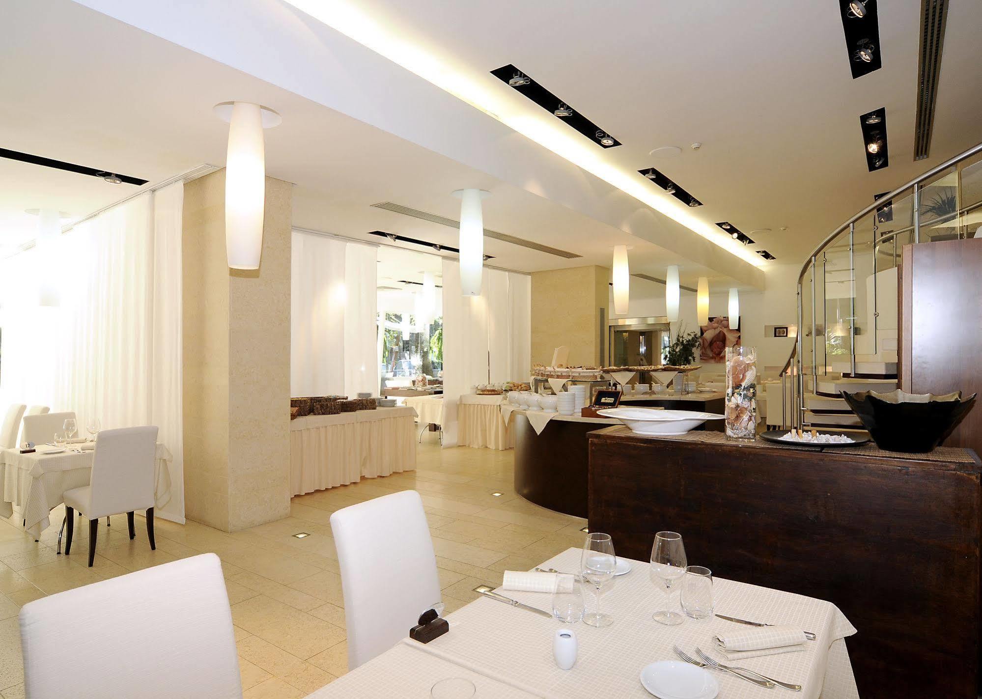 Hotel Rex Lignano Sabbiadoro Ngoại thất bức ảnh