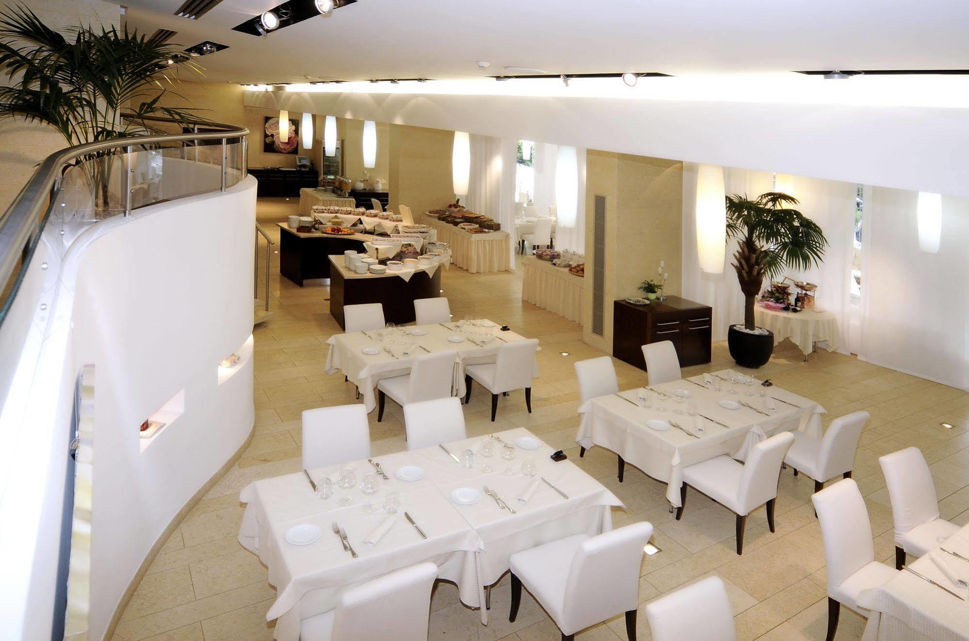 Hotel Rex Lignano Sabbiadoro Ngoại thất bức ảnh